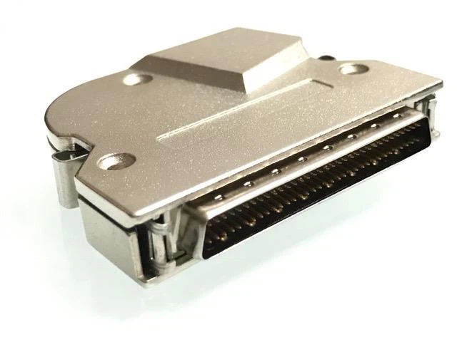 Ángulo recto HPDB 68 conector macho con cierre Clip