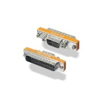 Adaptador serial de perfil bajo DB9 macho a DB25 macho